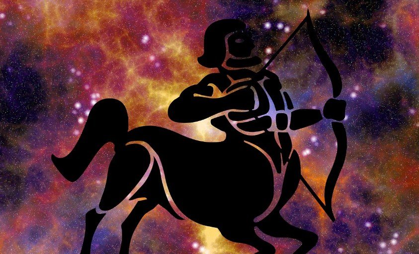 શોપિંગ પાછળ ખૂબ ખર્ચ કરે છે આ રાશિની છોકરીઓ, જાણો તમારો થાય છે સમાવેશ.